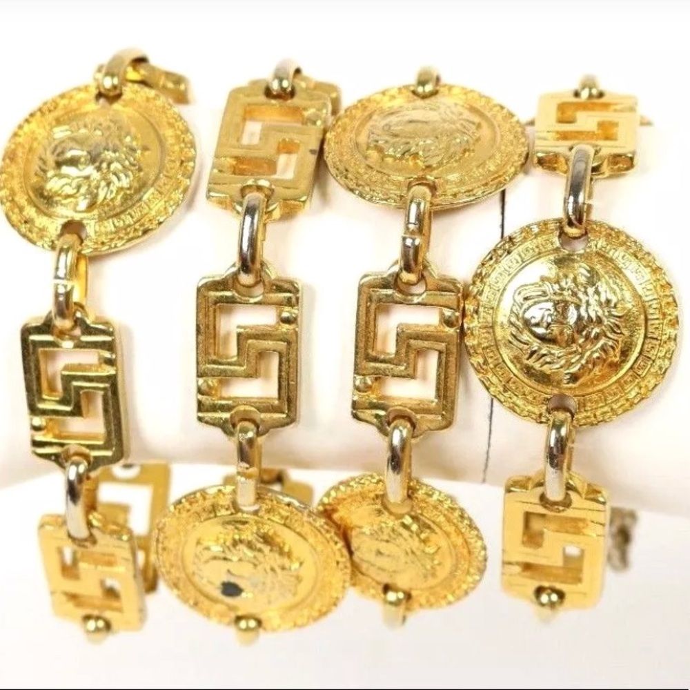 🔥NO LONGER AVAILABLE🔥Versace Medusa bracelet